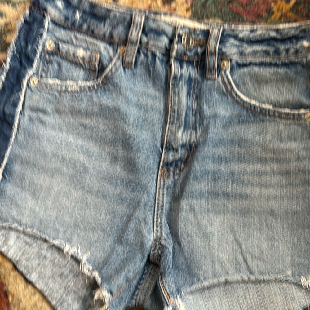 Garage shorts